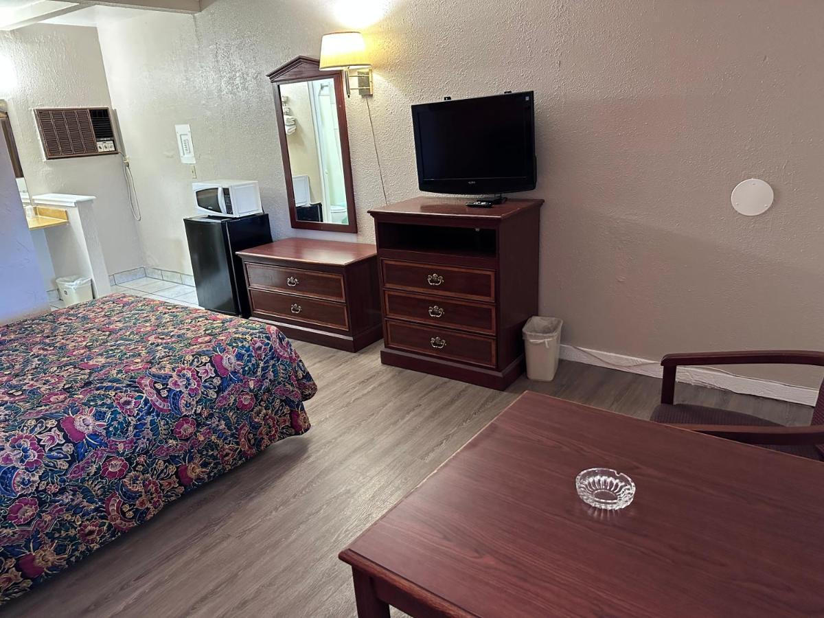 Crystal Motel Oakhurst Bagian luar foto