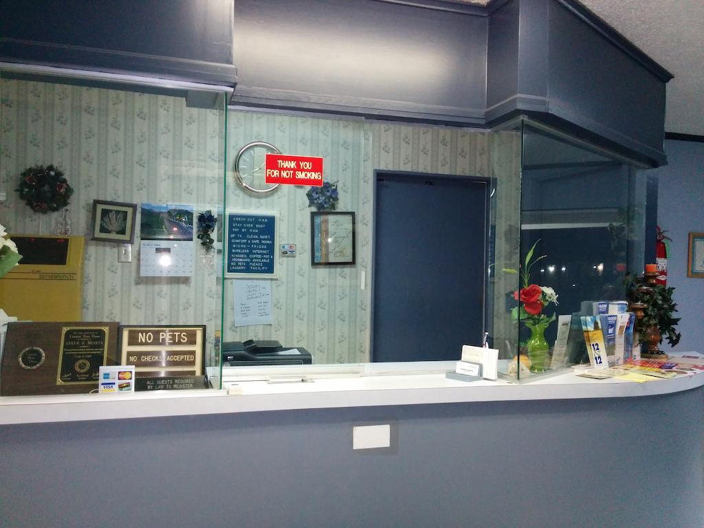 Crystal Motel Oakhurst Bagian luar foto