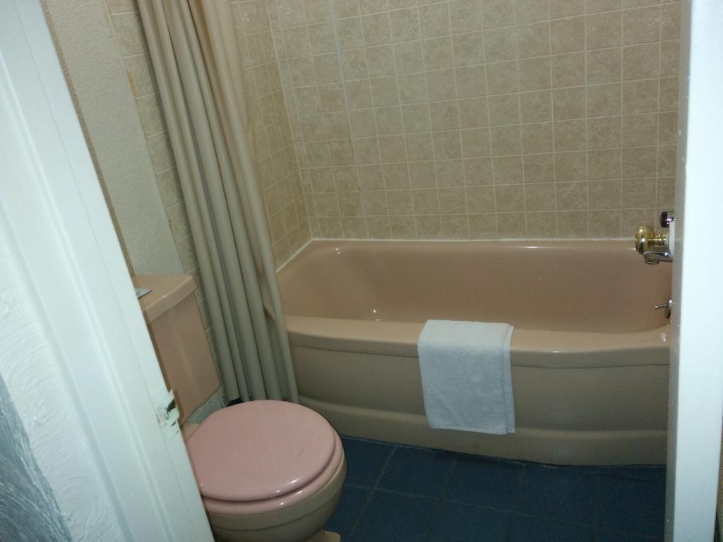 Crystal Motel Oakhurst Bagian luar foto